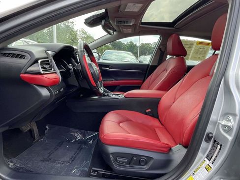 Used 2023 Toyota Camry XSE FWD image 16