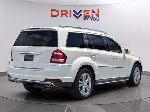 Used 2012 Mercedes-Benz GL 320 BlueTEC 4MATIC image 4
