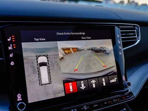 New 2026 Jeep Grand Wagoneer L Limited image 30