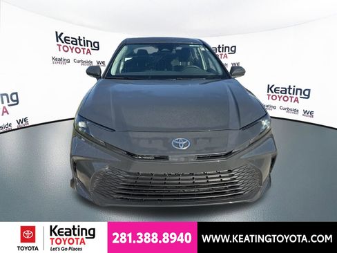 Used 2026 Toyota Camry LE FWD image 2