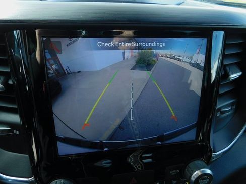 Used 2024 RAM 1500 Laramie image 32