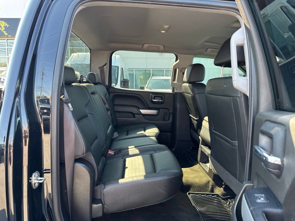 Used 2017 Chevrolet Silverado 1500 LT w/ All Star Edition AWD/4WD image 24