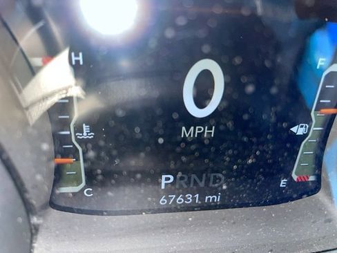 Used 2021 Jeep Gladiator Overland image 7