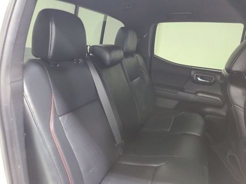 Used 2018 Toyota Tacoma TRD Pro AWD/4WD image 15