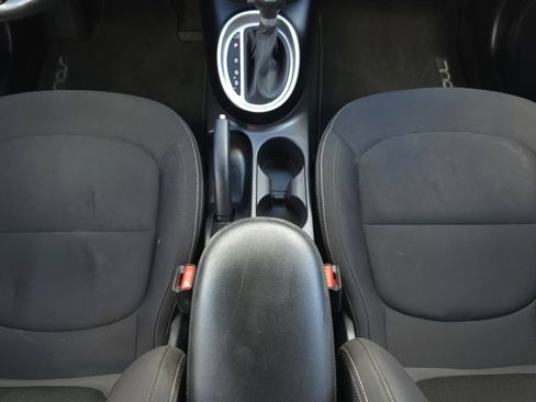Used 2016 Kia Soul FWD image 18