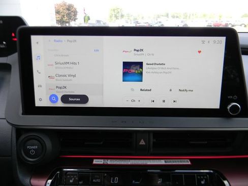 Used 2024 Toyota Prius Prime FWD image 13