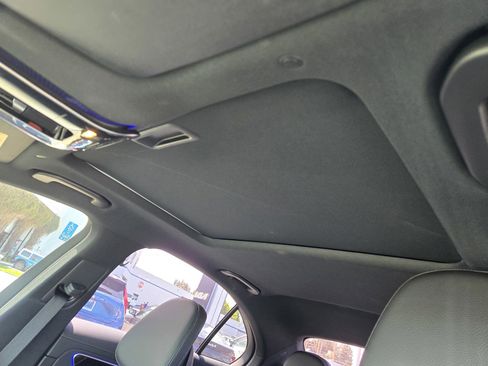 Used 2022 Mercedes-Benz C 300 Sedan image 11