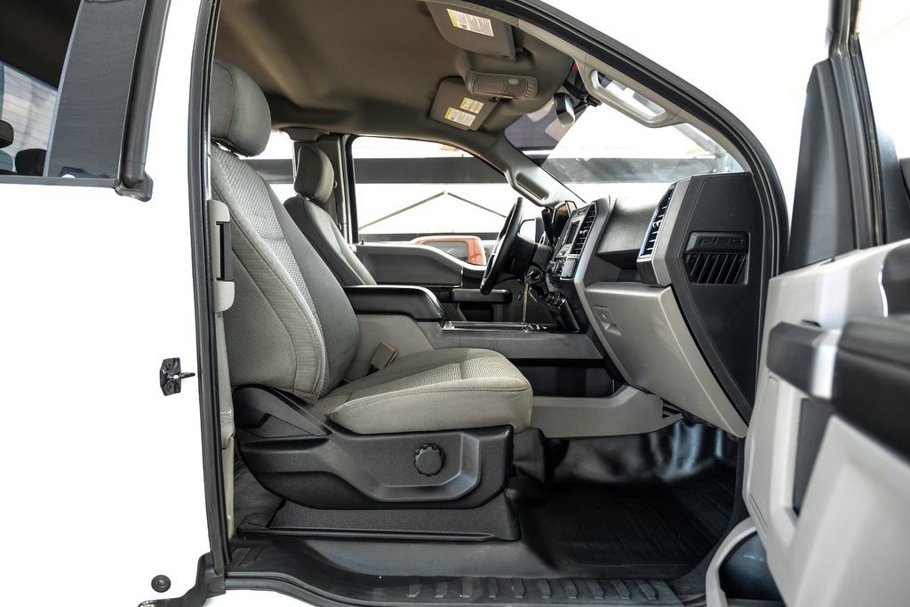 Used 2018 Ford F150 XLT w/ Equipment Group 301A Mid RWD image 34