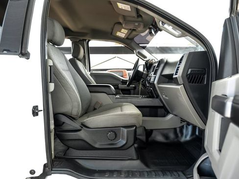 Used 2018 Ford F150 XLT w/ Equipment Group 301A Mid RWD image 34