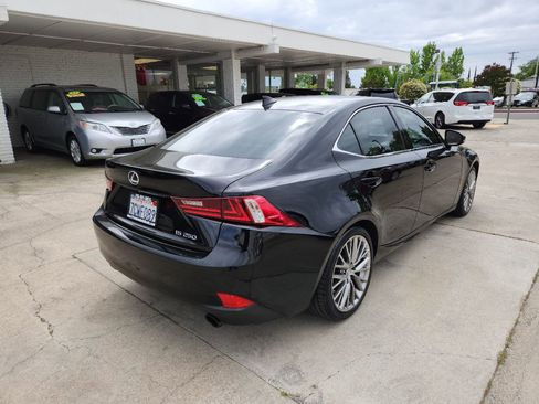 Used 2014 Lexus IS 250 w/ Navigation Package RWD image 6