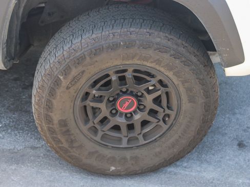 Used 2023 Toyota Tacoma TRD Pro AWD/4WD image 17