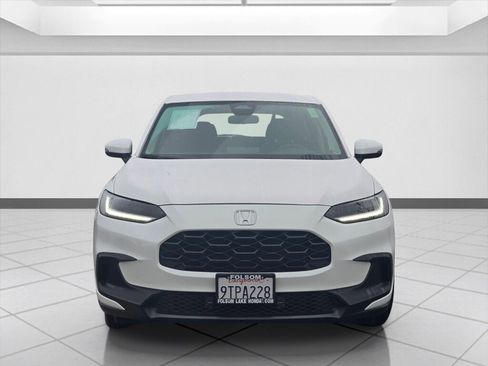 Certified 2025 Honda HR-V LX image 2