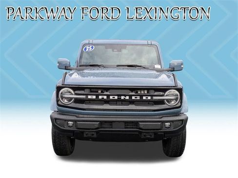 New 2025 Ford Bronco Outer Banks image 2