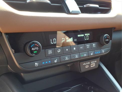 New 2026 Subaru Outback Touring XT AWD/4WD image 13