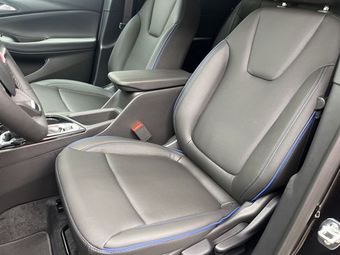 New 2026 Buick Encore GX Sport Touring image 8