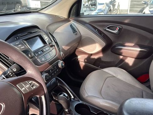 Used 2015 Hyundai Tucson GLS w/ Option Group 02 image 26