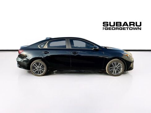 Used 2024 Kia Forte GT-Line w/ GT-Line Premium Package image 9