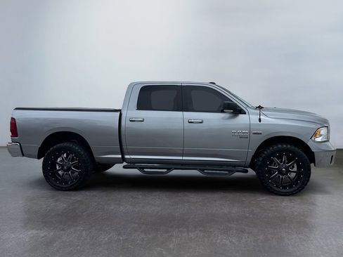 Used 2019 RAM 1500 Big Horn AWD/4WD image 2