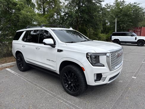 Used 2022 GMC Yukon Denali AWD/4WD image 1