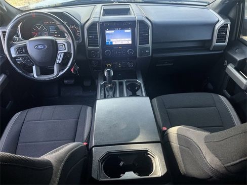 Used 2019 Ford F150 Raptor image 11