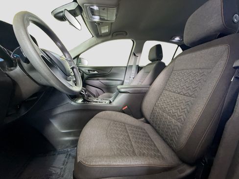 Used 2024 Chevrolet Equinox LT FWD image 22