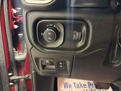 Used 2022 RAM 1500 Big Horn AWD/4WD image 15