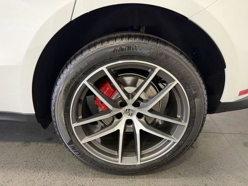 New 2026 Porsche Macan S AWD/4WD image 11