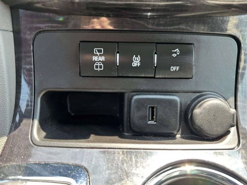 Used 2017 Buick Enclave Convenience FWD image 36