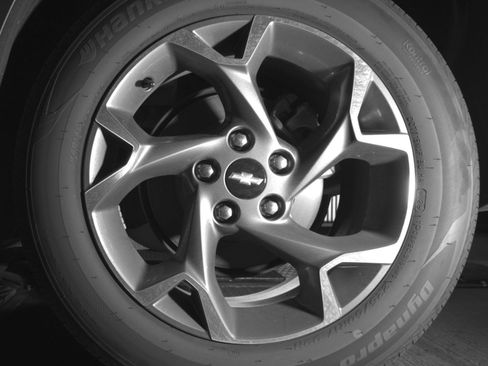 Used 2025 Chevrolet Trax LT FWD image 17