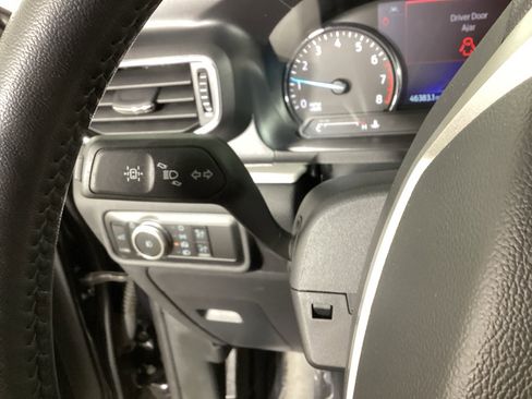 Used 2023 Ford Explorer XLT w/ Equipment Group 202A AWD/4WD image 24