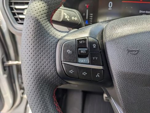 Certified 2023 Ford Escape ST-Line w/ Tech Pack #1 FWD image 31