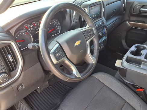 Used 2021 Chevrolet Silverado 1500 LT RWD image 16