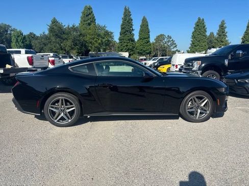Used 2026 Ford Mustang Coupe RWD image 4
