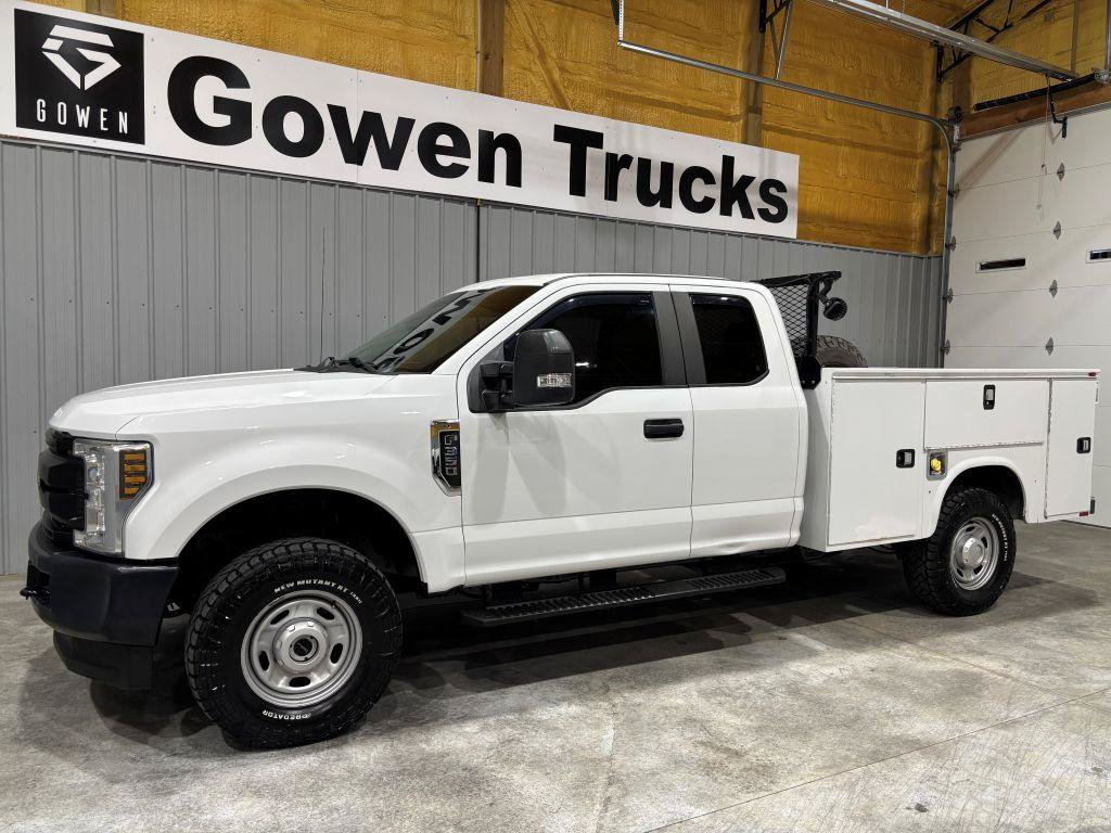 Used 2018 Ford F350 XL AWD/4WD image 4
