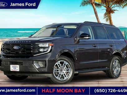 Used 2025 Ford Expedition Active