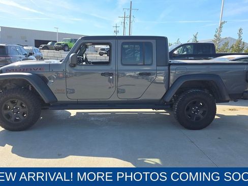 Used 2020 Jeep Gladiator Mojave image 2