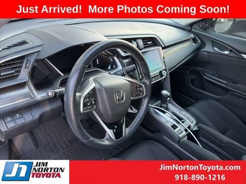 Used 2019 Honda Civic EX image 7
