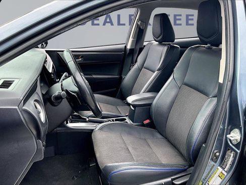 Used 2018 Toyota Corolla SE w/ Body Protection Package FWD image 20