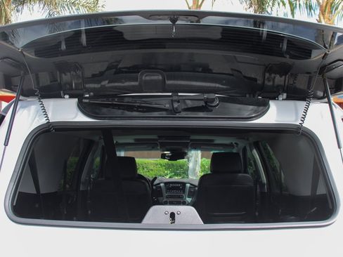 Used 2019 GMC Yukon Denali w/ Open Road Package image 8