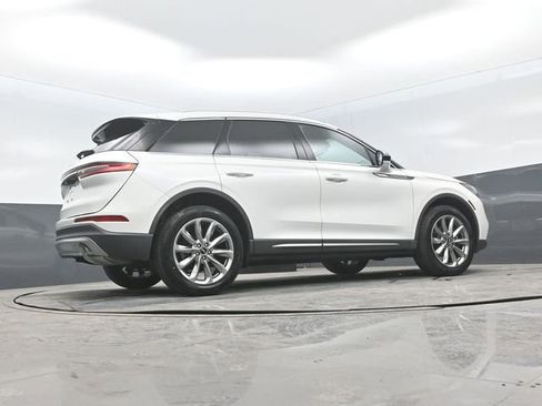 Used 2022 Lincoln Corsair AWD w/ Premium Package image 24