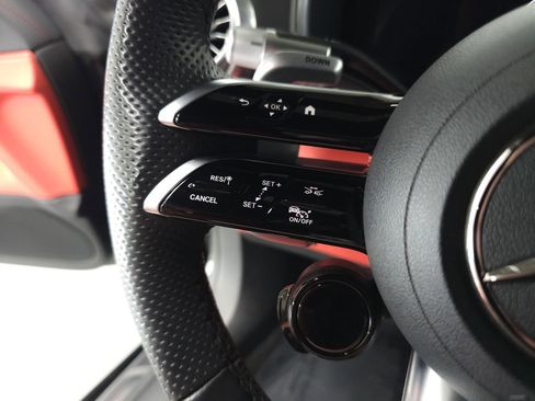 Used 2022 Mercedes-Benz SL 55 AMG 4MATIC image 12