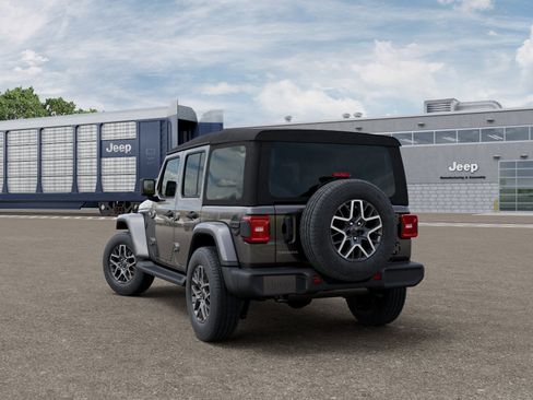 New 2027 Jeep Wrangler Unlimited Sahara AWD/4WD image 29
