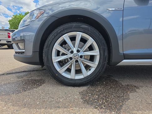 Used 2018 Volkswagen Golf Alltrack S AWD/4WD image 27