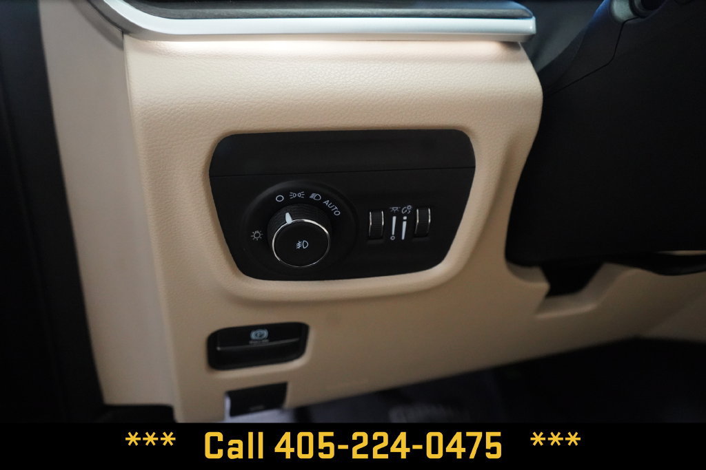 Used 2023 Jeep Grand Cherokee Limited RWD image 33
