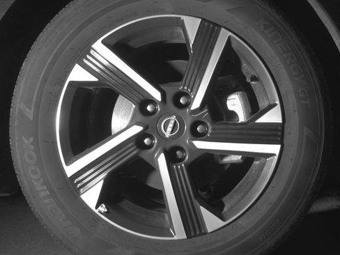 Used 2025 Nissan Sentra SV FWD image 13