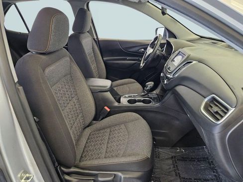 Used 2022 Chevrolet Equinox LT w/ Driver Convenience Package FWD image 29