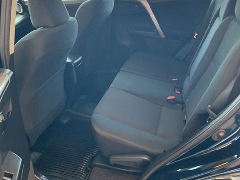 Used 2018 Toyota RAV4 LE w/ All Weather Liner Package AWD/4WD image 6