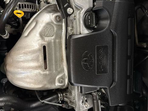 Used 2012 Toyota Camry SE w/ Leather Pkg FWD image 75