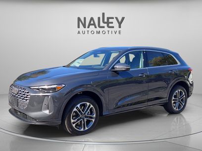 Used 2025 Audi Q5 Premium w/ Convenience Package