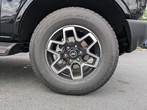 New 2026 Ford Bronco Outer Banks AWD/4WD image 12